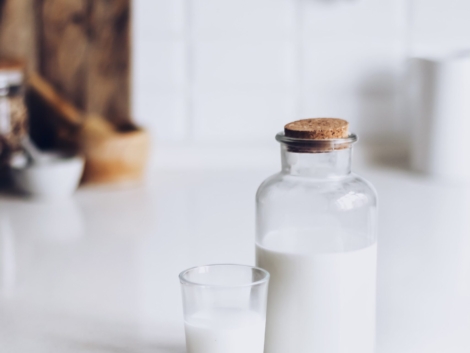 Retro Glass Jug (330 ml)